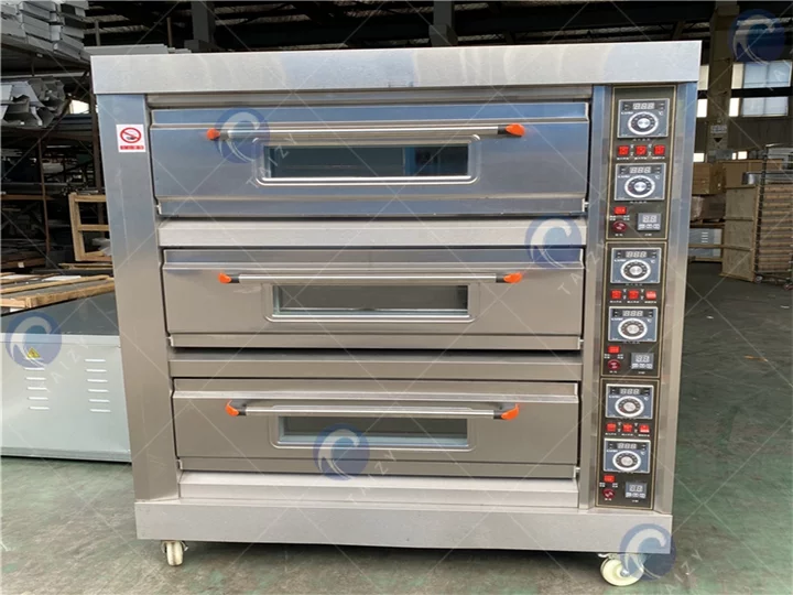 Commercial bakery oven in stock