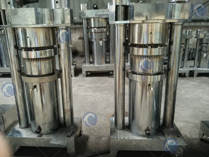 Hydraulic oil making machine details