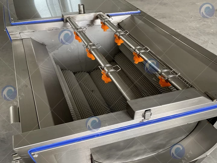 Vegetable brush washing machine