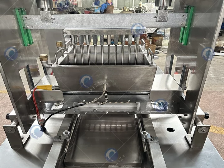 Servo Version candy forming machine