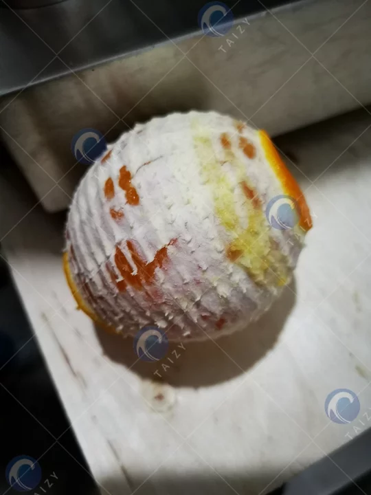 peeled orange