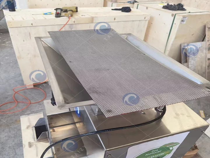 Commercial Juice Extractor Machine